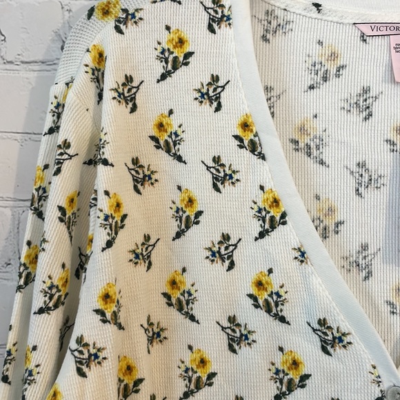 NWT Victorias Secret floral Henley and short set - Picture 4 of 8